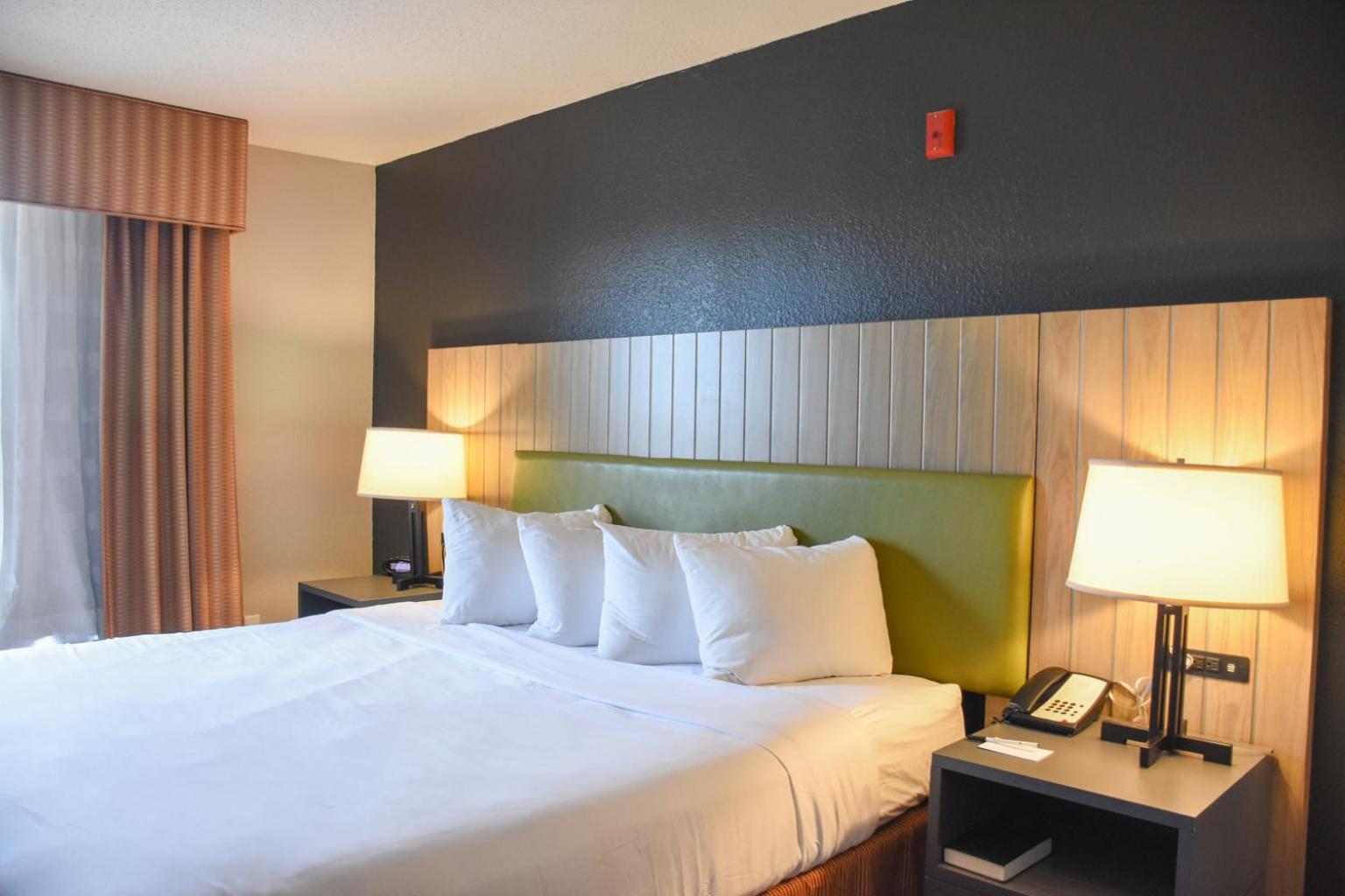 Country Inn & Suites By Radisson Bloomington-Normal West, Il Kültér fotó